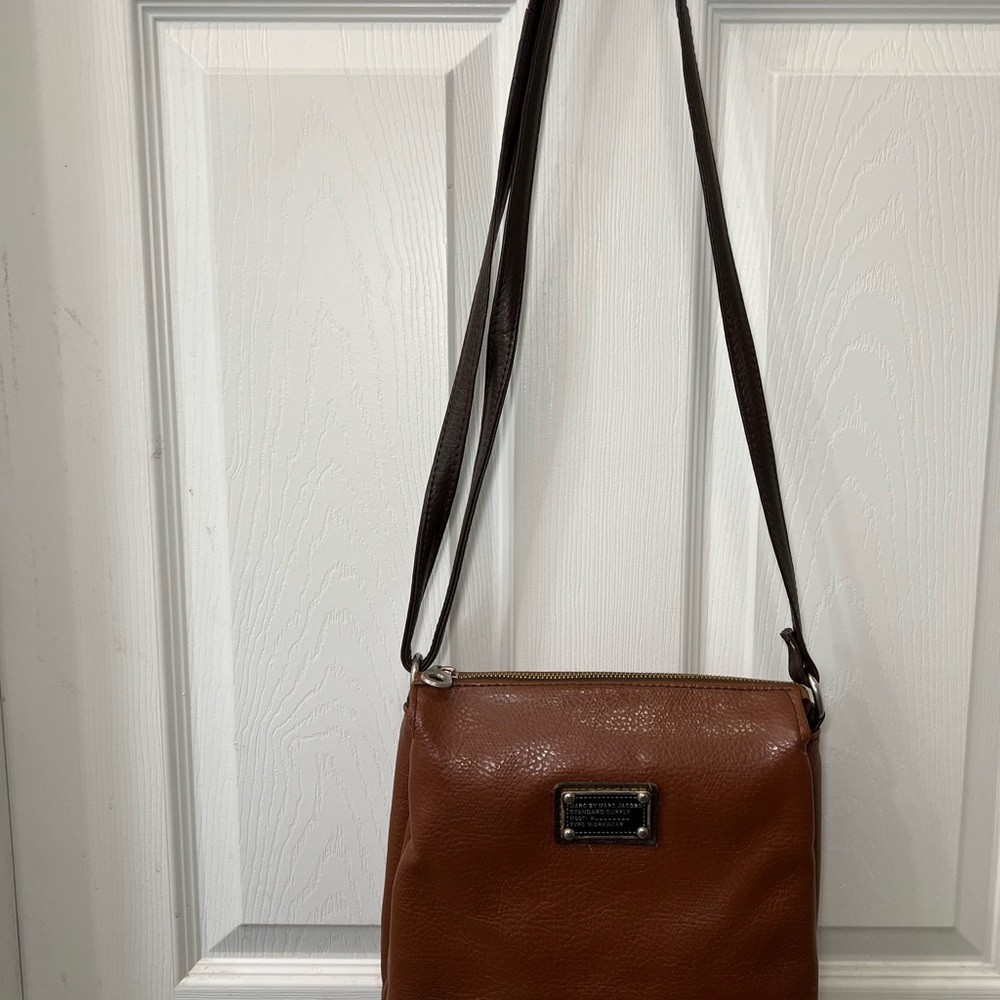 Marc by Marc Jacobs Brown Leather Crossbody Bag with Adjustable Strap